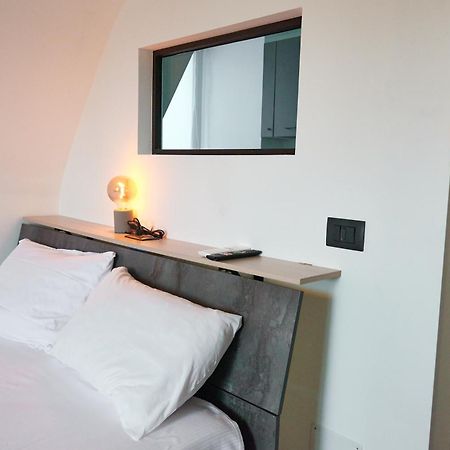 House Crocetta Apartment Милано Екстериор снимка
